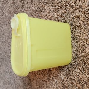 Vintage Tupperware Drink Container